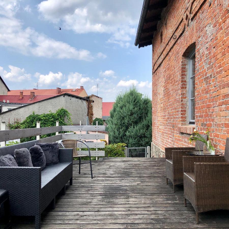 Apartamenty Stara Winiarnia Валч Екстер'єр фото