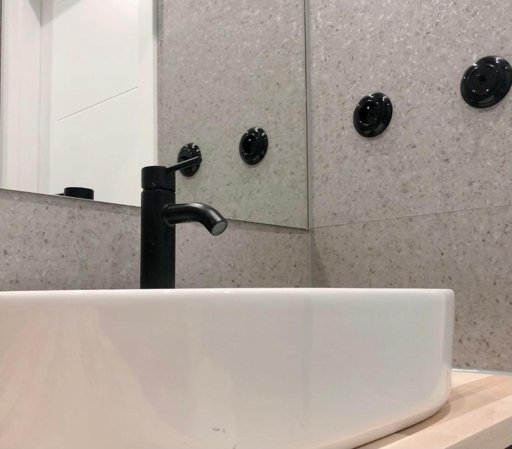 Apartamenty Stara Winiarnia Валч Екстер'єр фото